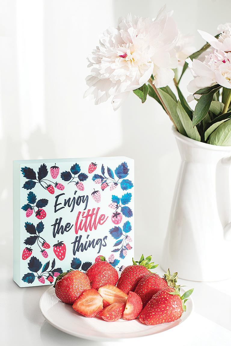 Strawberries / ENJOY.. Square Block
